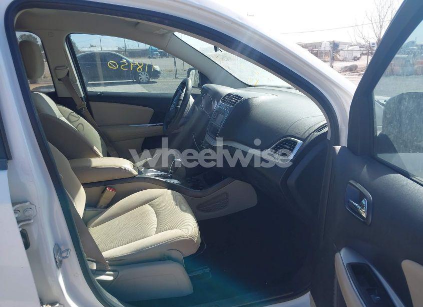 Photo 5 of 2015 Dodge Journey SXT (VIN 3C4PDCBG2FT524678)