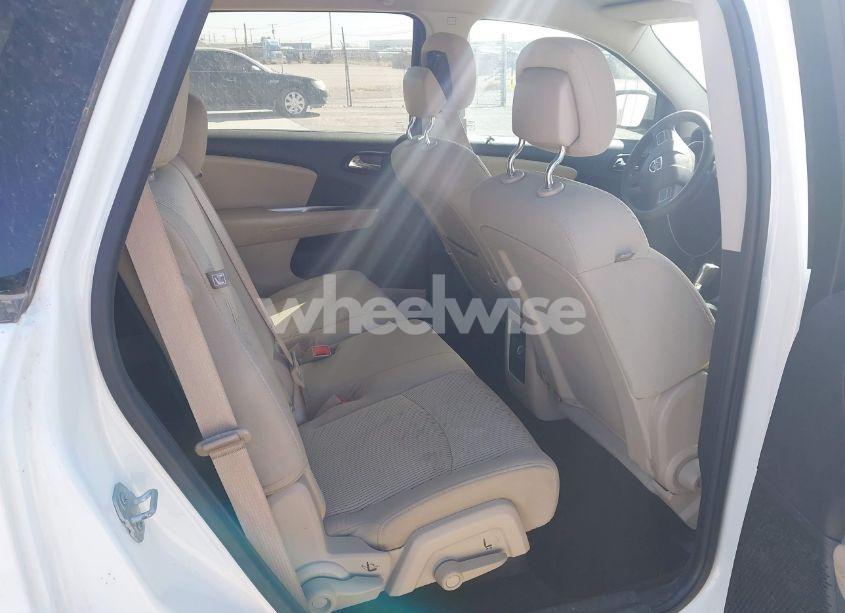 Photo 8 of 2015 Dodge Journey SXT (VIN 3C4PDCBG2FT524678)