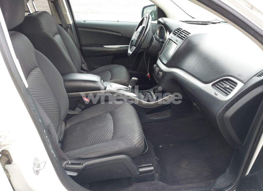 Photo 5 of 2015 Dodge Journey SXT (VIN 3C4PDCBG2FT569507)