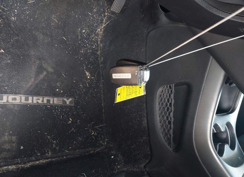 Photo 11 of 2016 Dodge Journey SXT (VIN 3C4PDCBG2GT203242)