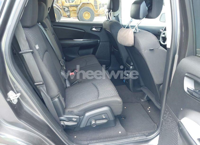 Photo 8 of 2016 Dodge Journey SXT (VIN 3C4PDCBG2GT232000)