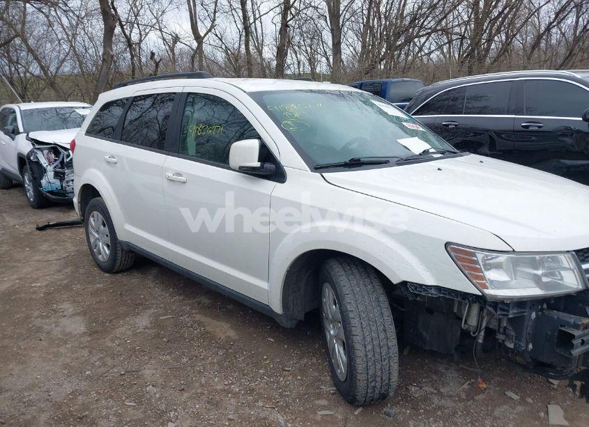 Photo 13 of 2017 Dodge Journey SXT (VIN 3C4PDCBG2HT580509)