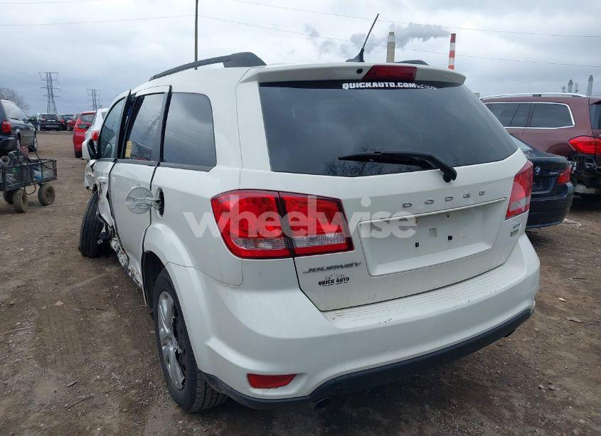 Photo 3 of 2017 Dodge Journey SXT (VIN 3C4PDCBG2HT580509)