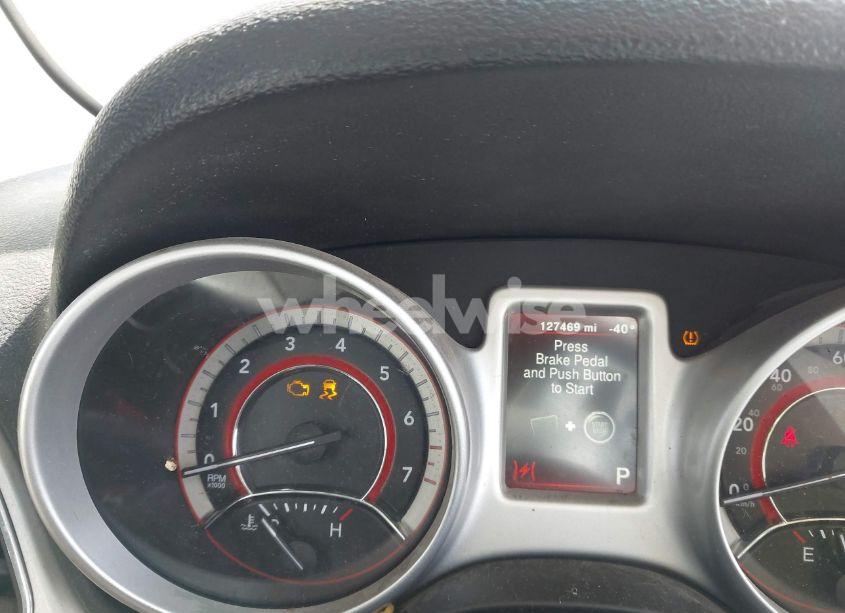 Photo 7 of 2017 Dodge Journey SXT (VIN 3C4PDCBG2HT580509)