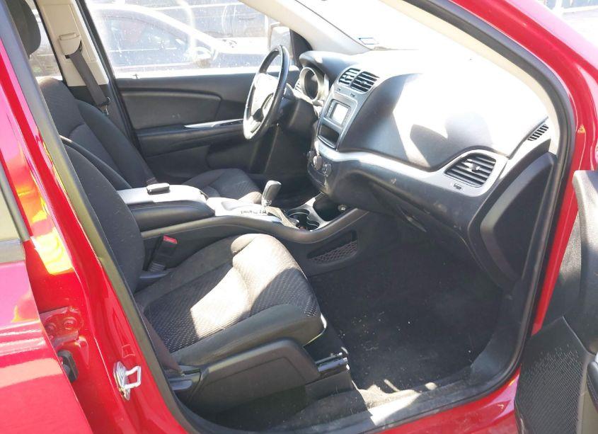 Photo 5 of 2019 Dodge Journey SE (VIN 3C4PDCBG2KT798795)