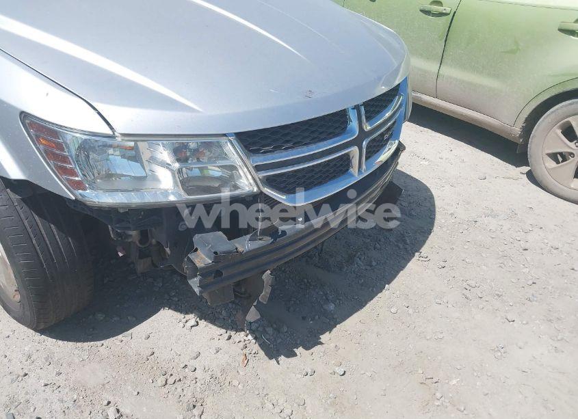 Photo 6 of 2012 Dodge Journey SXT (VIN 3C4PDCBG3CT169810)