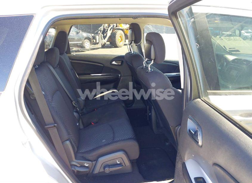 Photo 8 of 2014 Dodge Journey SXT (VIN 3C4PDCBG3ET127107)