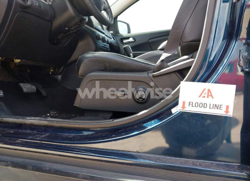 Photo 6 of 2014 Dodge Journey SXT (VIN 3C4PDCBG3ET218328)