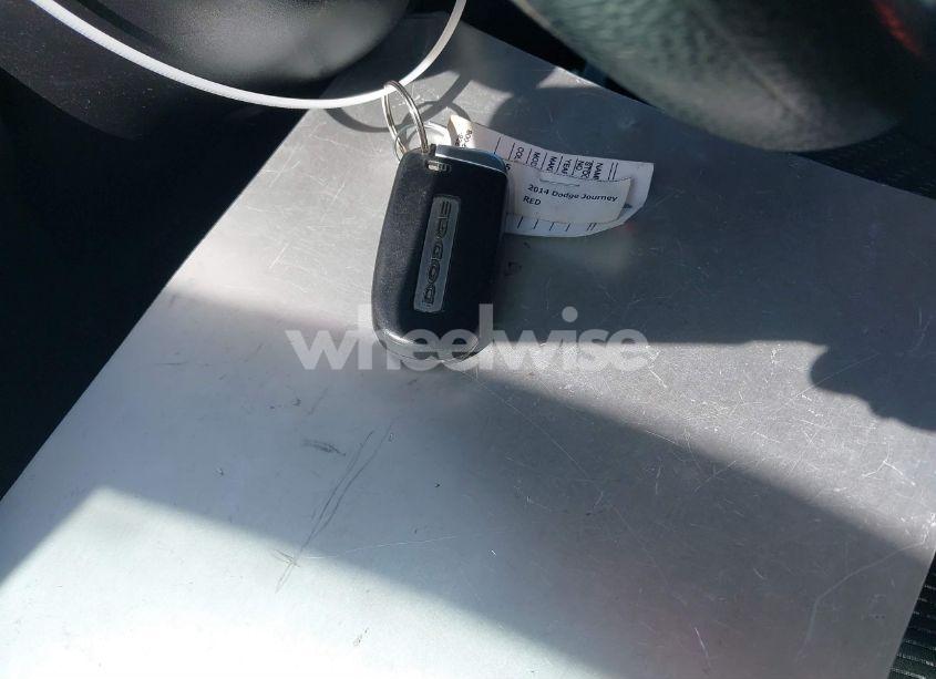 Photo 11 of 2014 Dodge Journey SXT (VIN 3C4PDCBG3ET224517)