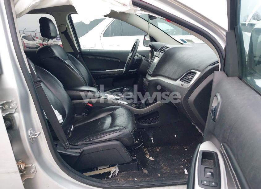 Photo 5 of 2014 Dodge Journey SXT (VIN 3C4PDCBG3ET236909)