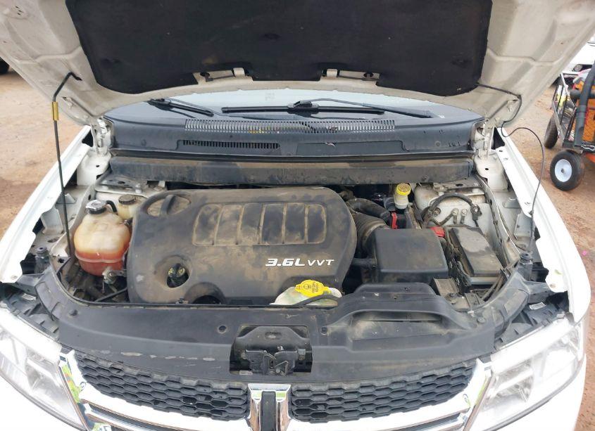 Photo 10 of 2015 Dodge Journey SXT (VIN 3C4PDCBG3FT525094)