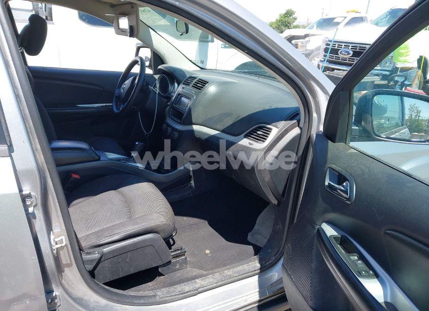 Photo 5 of 2015 Dodge Journey SXT (VIN 3C4PDCBG3FT591239)