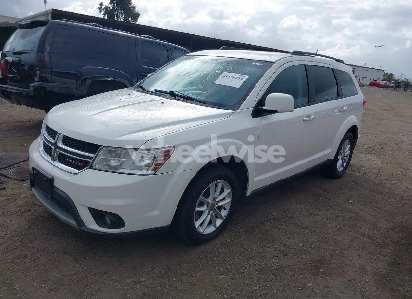 Photo 2 of 2015 Dodge Journey SXT (VIN 3C4PDCBG3FT743116)