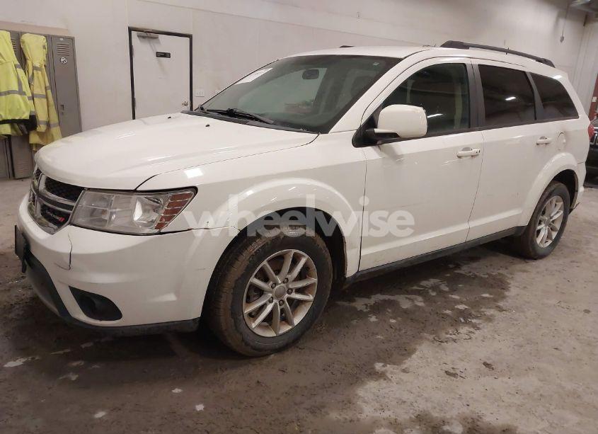 Photo 2 of 2015 Dodge Journey SXT (VIN 3C4PDCBG3FT743357)