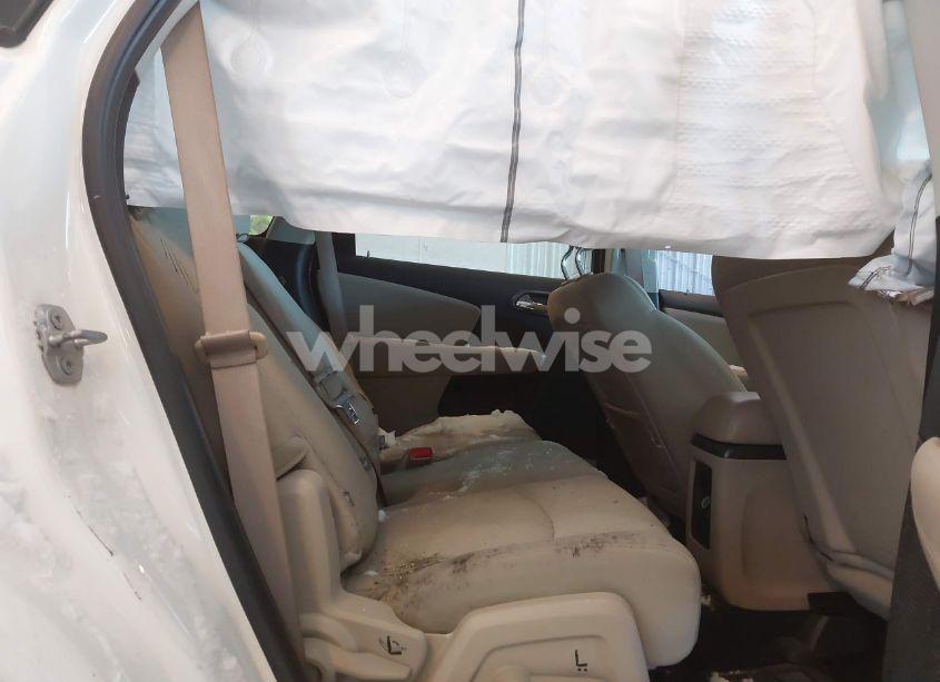 Photo 8 of 2016 Dodge Journey SXT (VIN 3C4PDCBG3GT126431)