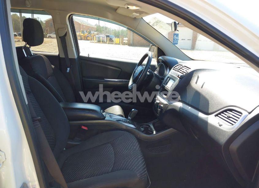 Photo 5 of 2016 Dodge Journey SXT (VIN 3C4PDCBG3GT141317)