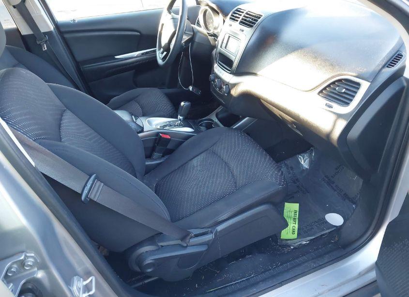 Photo 5 of 2016 Dodge Journey SXT (VIN 3C4PDCBG3GT145786)