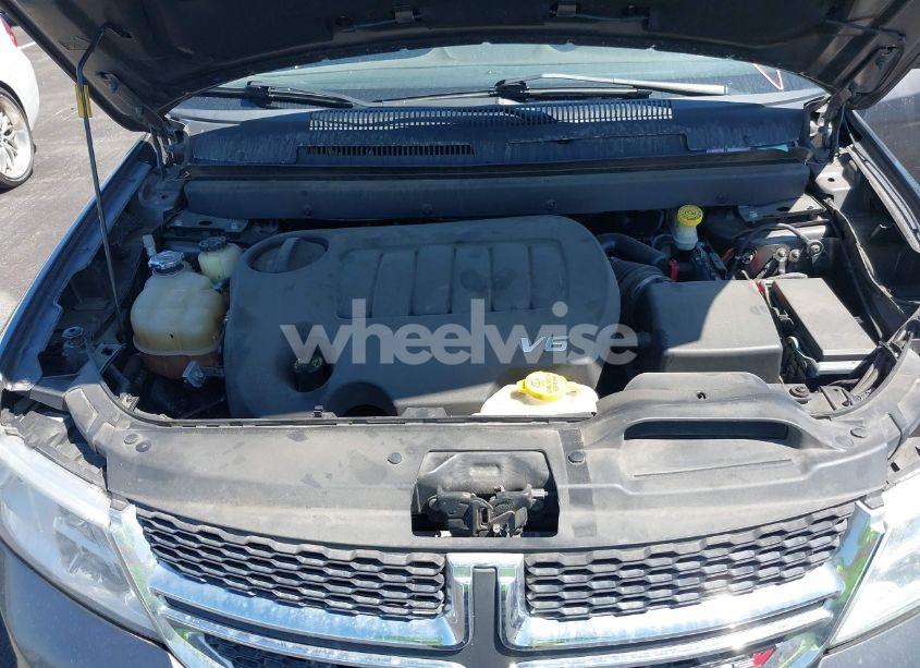 Photo 10 of 2017 Dodge Journey SXT (VIN 3C4PDCBG3HT618930)