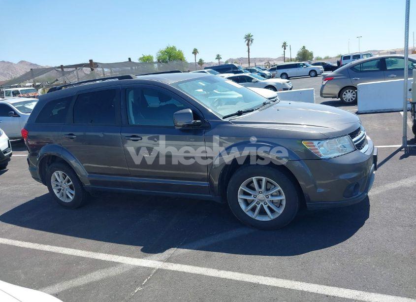 Photo 13 of 2017 Dodge Journey SXT (VIN 3C4PDCBG3HT618930)