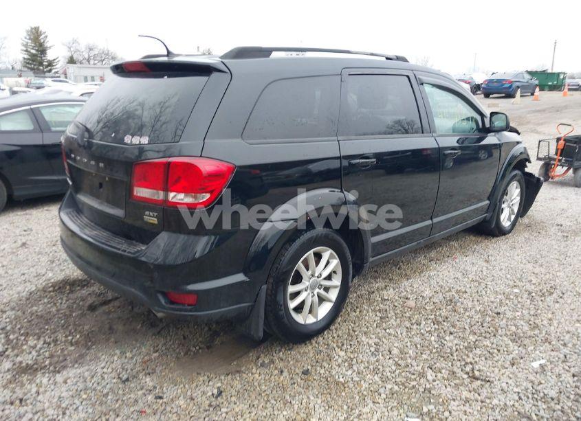 Photo 4 of 2017 Dodge Journey SXT (VIN 3C4PDCBG3HT698276)