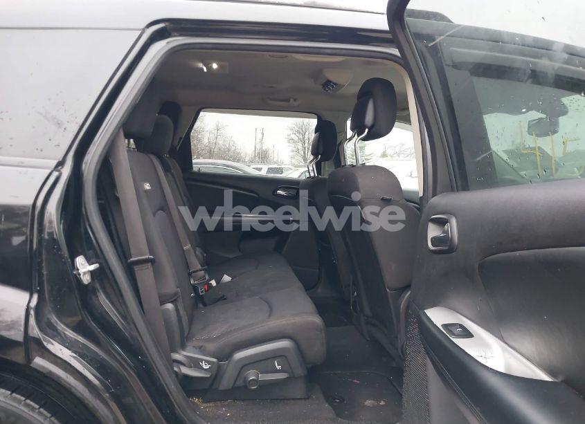 Photo 8 of 2017 Dodge Journey SXT (VIN 3C4PDCBG3HT698276)