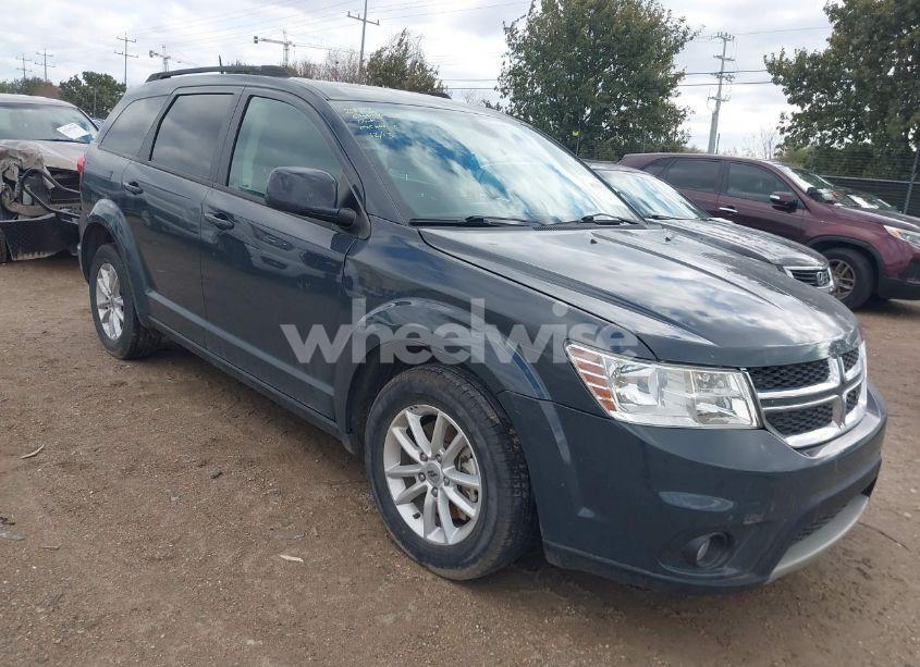 2018 Dodge Journey SXT (VIN 3C4PDCBG3JT476410) main photo