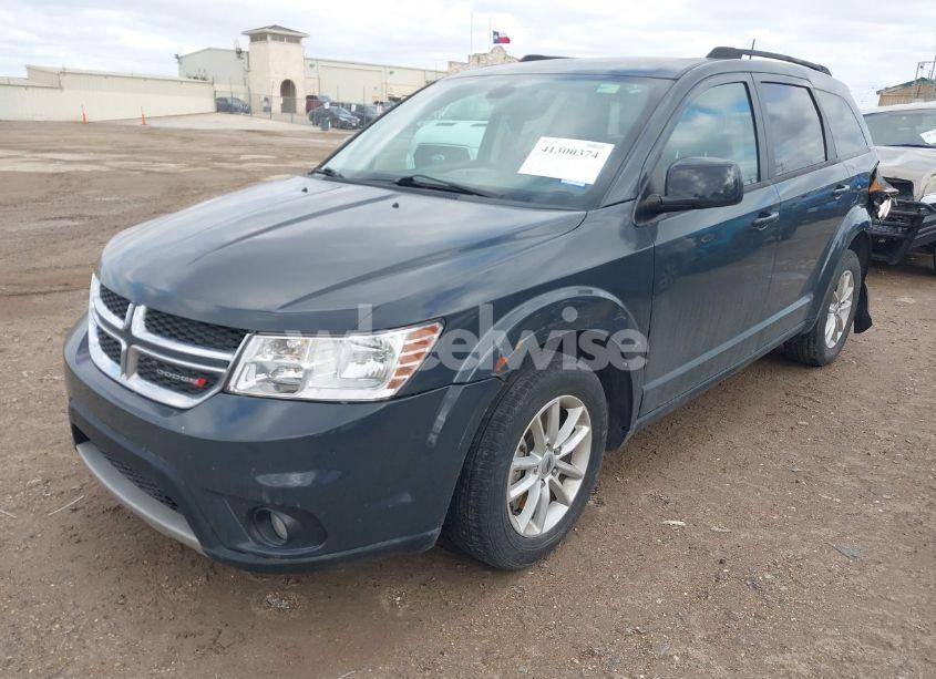 Photo 2 of 2018 Dodge Journey SXT (VIN 3C4PDCBG3JT476410)