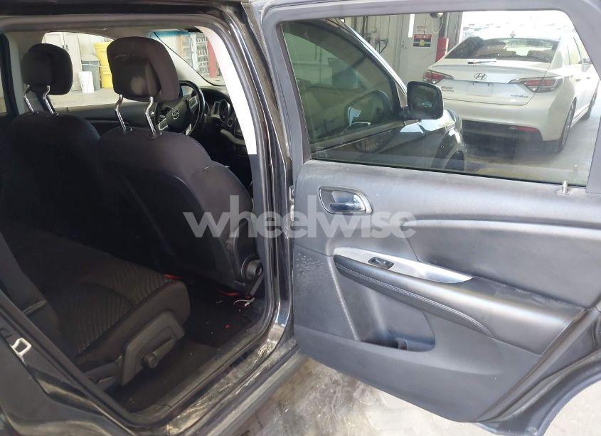 Photo 8 of 2013 Dodge Journey SXT (VIN 3C4PDCBG4DT568047)