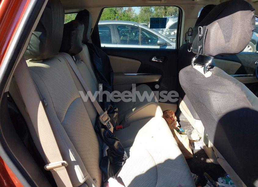 Photo 8 of 2014 Dodge Journey SXT (VIN 3C4PDCBG4ET209377)