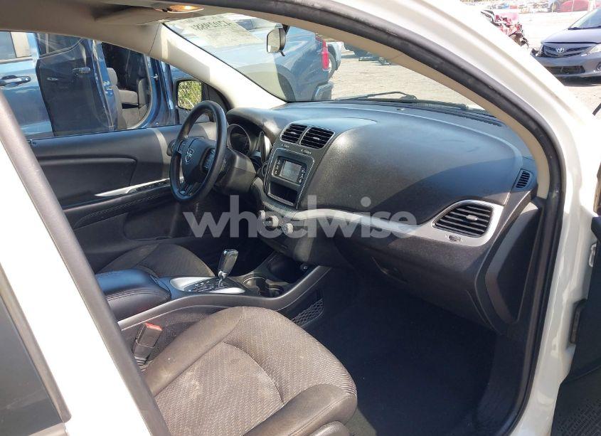 Photo 5 of 2015 Dodge Journey SXT (VIN 3C4PDCBG4FT727376)