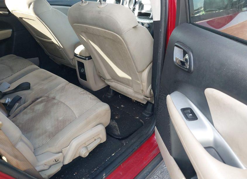 Photo 8 of 2015 Dodge Journey SXT (VIN 3C4PDCBG4FT743206)