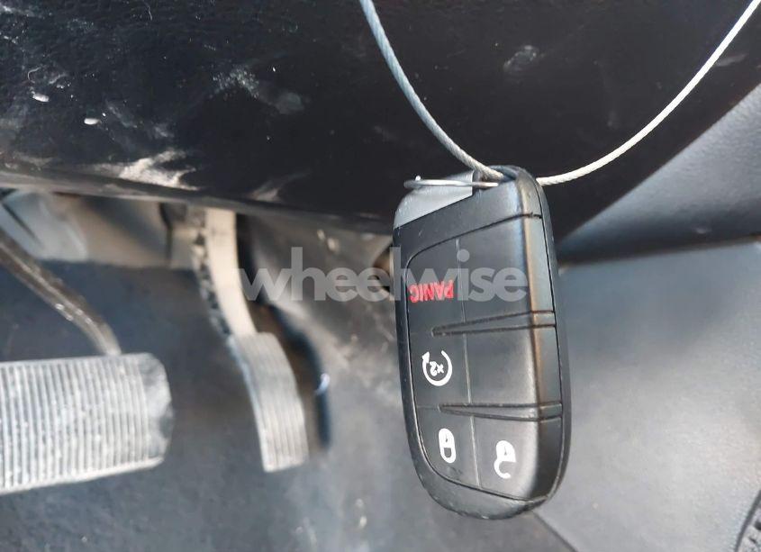 Photo 11 of 2016 Dodge Journey SXT (VIN 3C4PDCBG4GT102350)