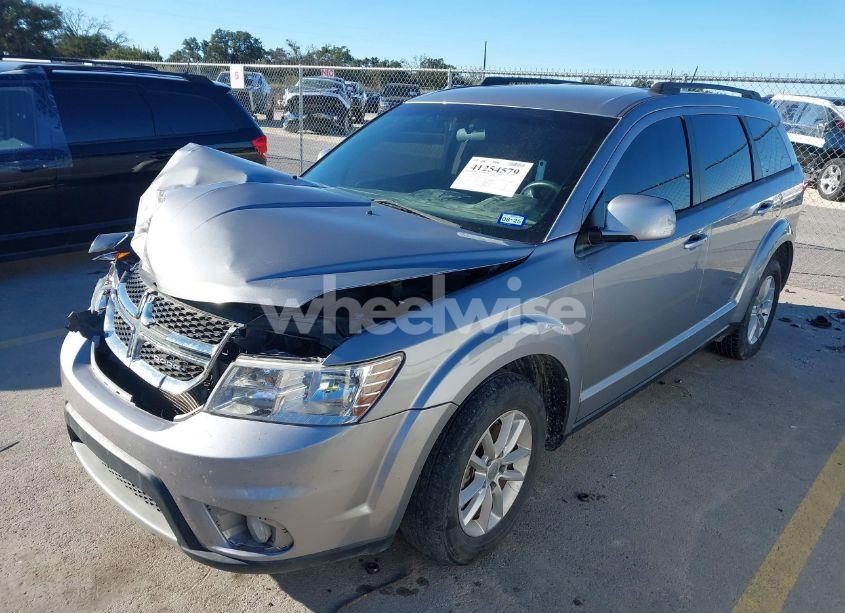 Photo 2 of 2016 Dodge Journey SXT (VIN 3C4PDCBG4GT102350)