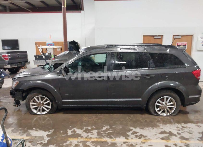 Photo 13 of 2016 Dodge Journey SXT (VIN 3C4PDCBG4GT153024)