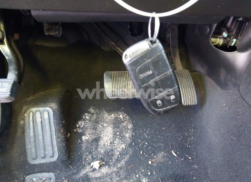 Photo 11 of 2016 Dodge Journey SXT (VIN 3C4PDCBG4GT159017)