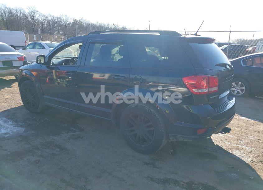 Photo 3 of 2016 Dodge Journey SXT (VIN 3C4PDCBG4GT159017)