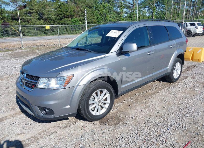 Photo 2 of 2017 Dodge Journey SXT (VIN 3C4PDCBG4HT563310)