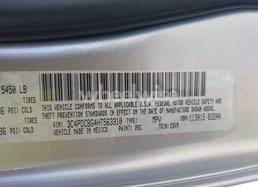 Photo 9 of 2017 Dodge Journey SXT (VIN 3C4PDCBG4HT563310)