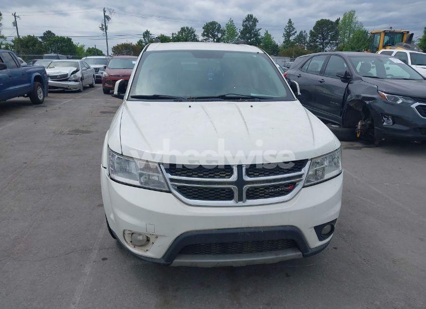 Photo 12 of 2017 Dodge Journey SXT (VIN 3C4PDCBG4HT572573)