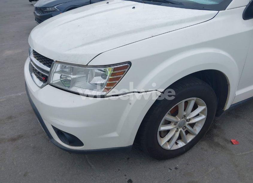 Photo 18 of 2017 Dodge Journey SXT (VIN 3C4PDCBG4HT572573)