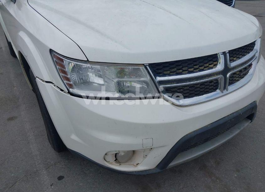 Photo 6 of 2017 Dodge Journey SXT (VIN 3C4PDCBG4HT572573)