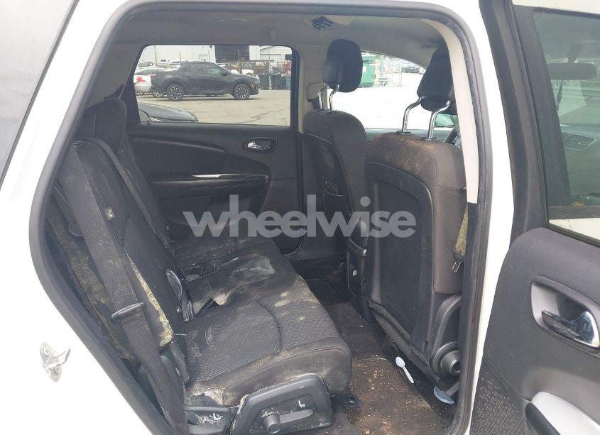 Photo 8 of 2017 Dodge Journey SXT (VIN 3C4PDCBG4HT572573)