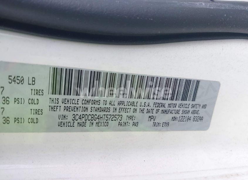 Photo 9 of 2017 Dodge Journey SXT (VIN 3C4PDCBG4HT572573)