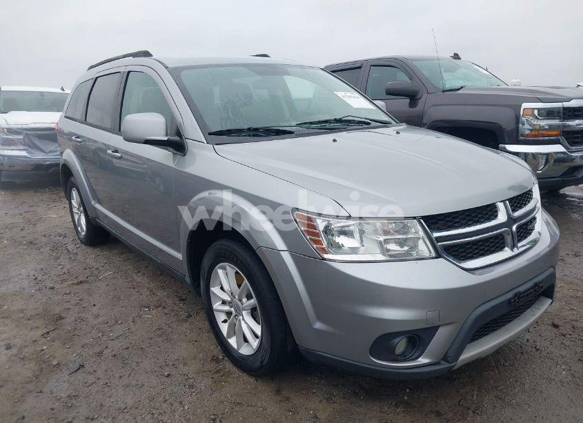 2017 Dodge Journey SXT (VIN 3C4PDCBG4HT589423) main photo