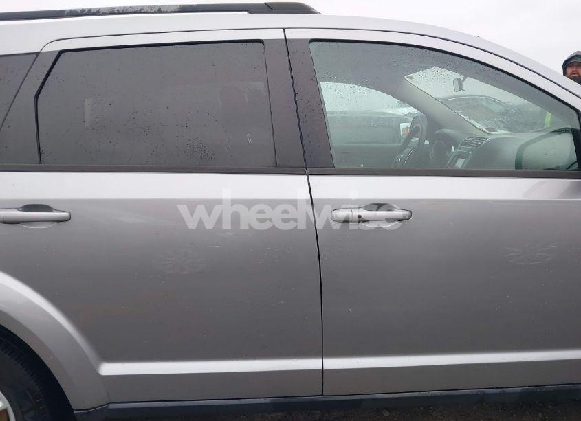 Photo 13 of 2017 Dodge Journey SXT (VIN 3C4PDCBG4HT589423)