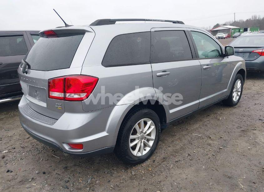 Photo 4 of 2017 Dodge Journey SXT (VIN 3C4PDCBG4HT589423)