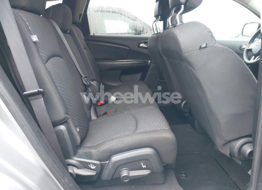 Photo 8 of 2017 Dodge Journey SXT (VIN 3C4PDCBG4HT589423)