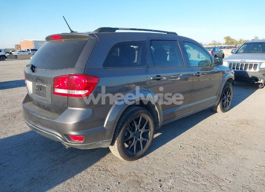 Photo 4 of 2017 Dodge Journey SXT (VIN 3C4PDCBG4HT599353)