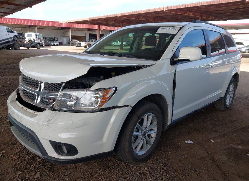 Photo 2 of 2018 Dodge Journey SXT (VIN 3C4PDCBG4JT170820)