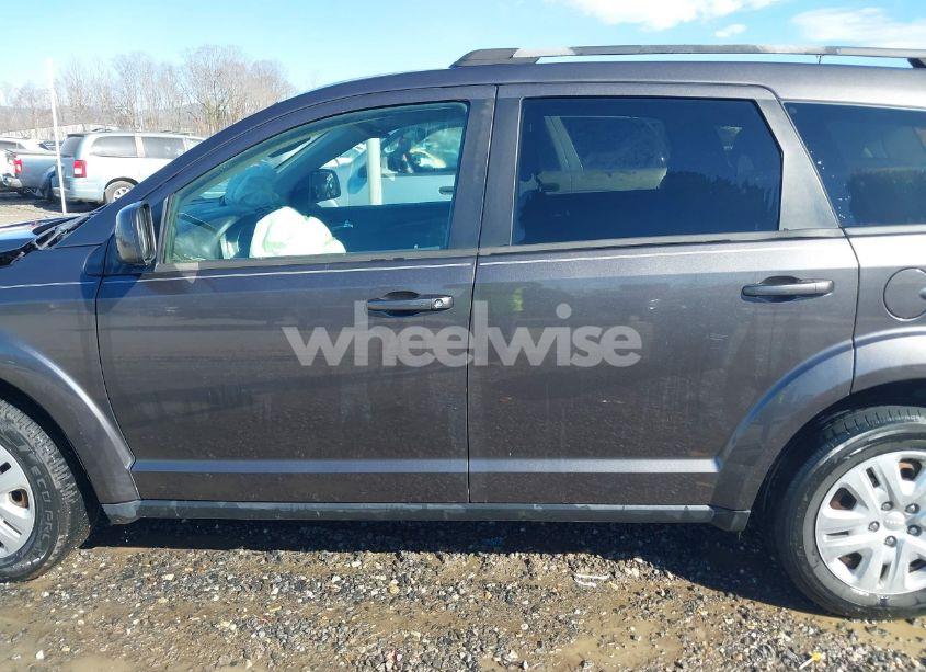 Photo 15 of 2018 Dodge Journey SXT (VIN 3C4PDCBG4JT503968)